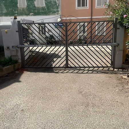 Camelia'S House Apartman Olbia Kültér fotó